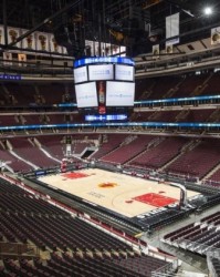 世俱杯赔率-活久见系列！队记：公牛球场上出现冷凝水 今日比赛被迫推迟开球